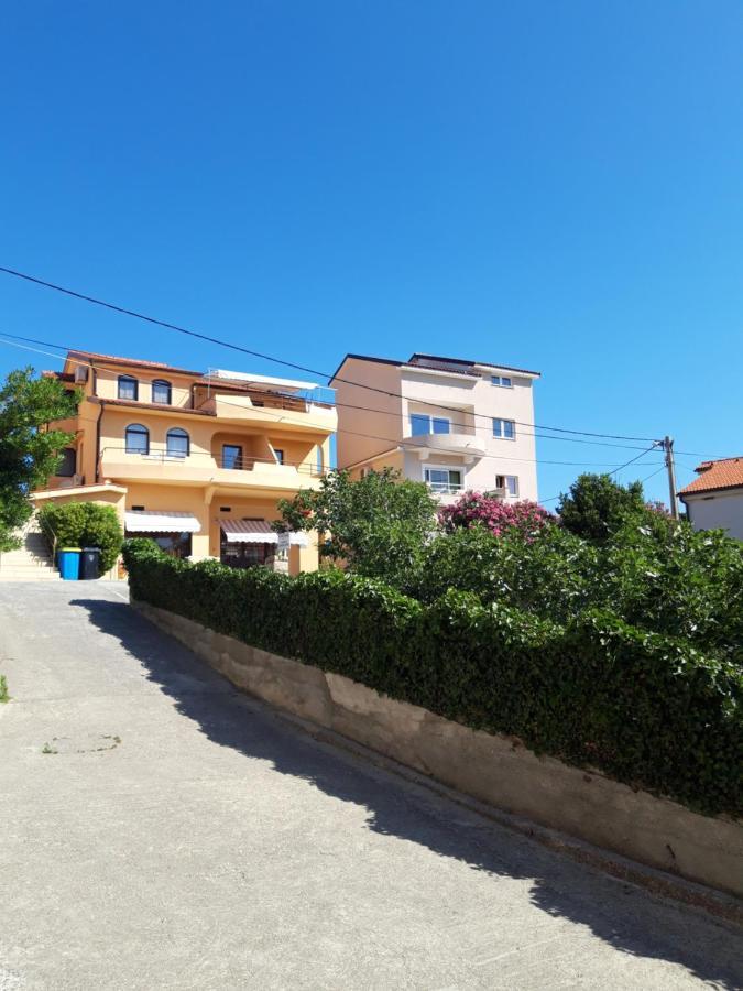 Apartments Damir 2838 Лопар Екстер'єр фото