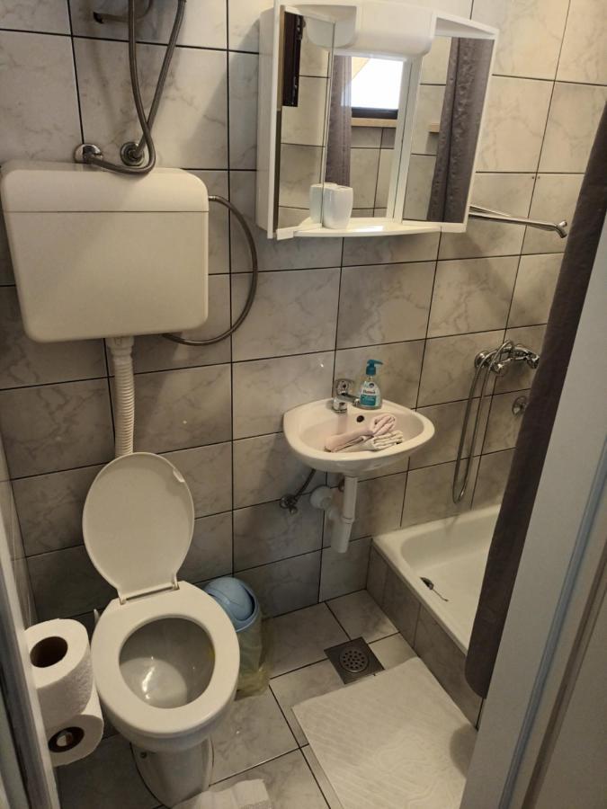 Apartments Damir 2838 Лопар Екстер'єр фото